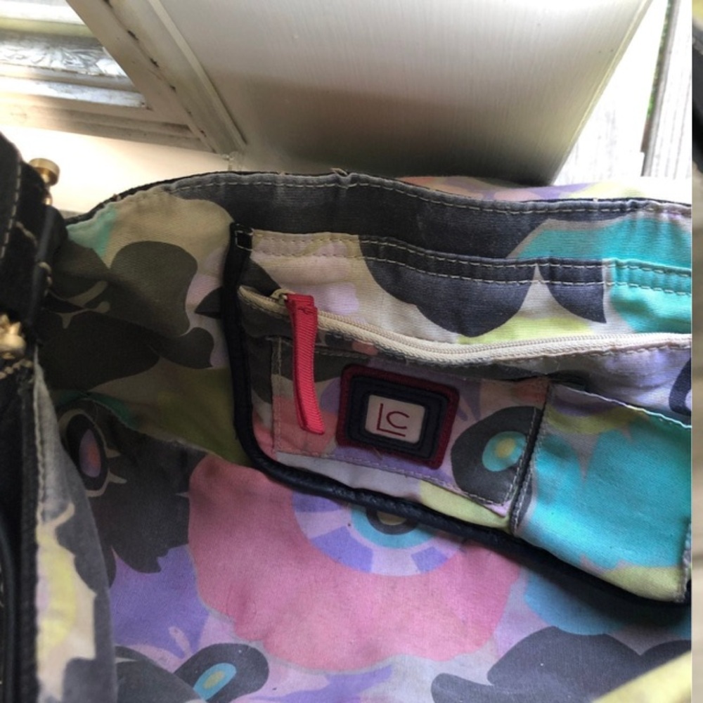 LC Leather Purse - Picture 3 of 4